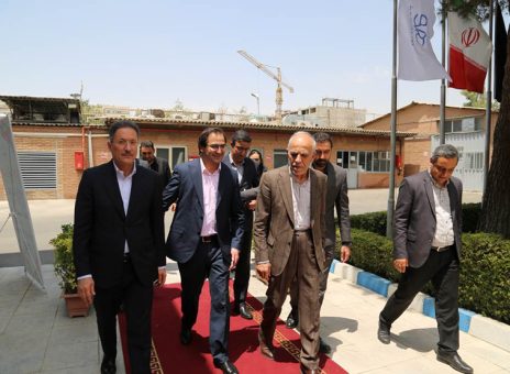 تقدیر نماینده رئیس‌جمهور از عملکرد بانک ملی ایران در حمایت از اقتصاد کشور