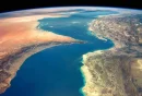 تنگه هرمز، میز قمار منطقه