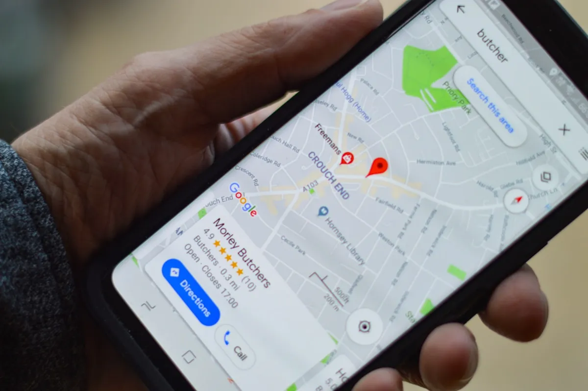 اختلالات دنباله دار GPS