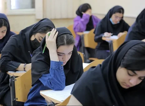 سواد ایرانیان در سراشیبی سقوط