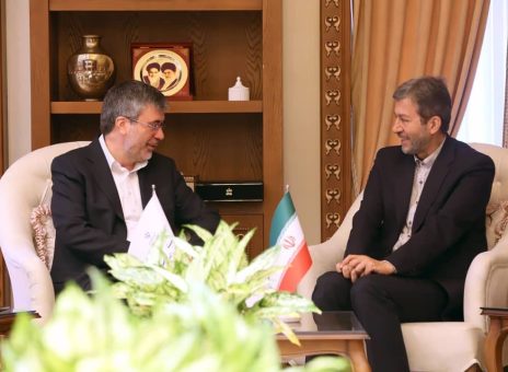 پشتوانه ۹۰ ساله بیمه ایران؛ امنیت اقتصادی سرمایه‌گذاران اصفهان