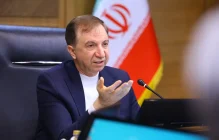 چه کسی بر هیئت‌ مدیره بانک دی نظارت می‌کند؟