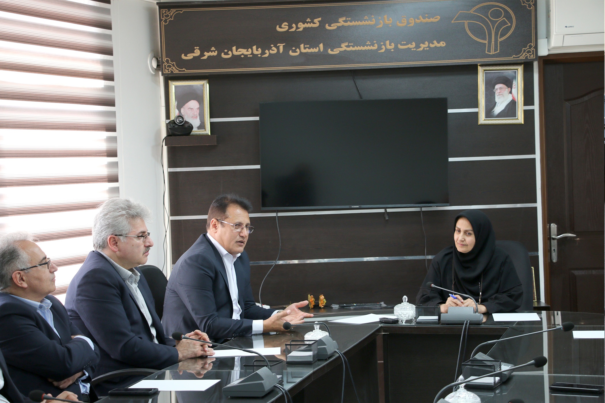 بیمه دانا