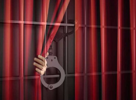 بازداشت مدیرعامل و رئیس هیئت مدیره سابق بانک آینده