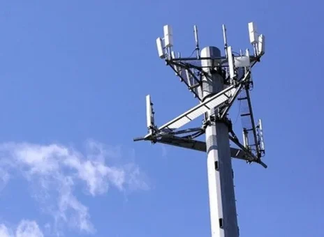 اپراتور تلفن همراه