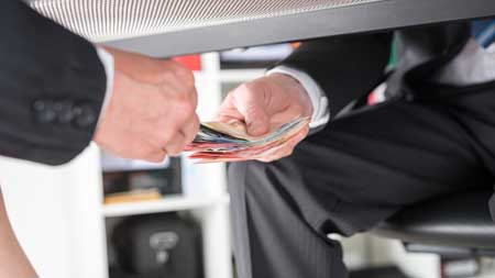 زيرميزی؛ بلای جان نظام سلامت