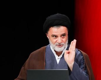 چه کسی نامههای محرمانه رهبر را به نبویان داد؟!