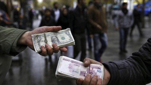 رصد لحظهای اخبار سیاسی در بازار دلار