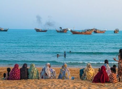جنوبیها؛ زیر پایشان نفت و ثروت، بالای سرشان بمب و موشک