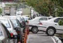 بازار داغ «جای پارک» در خیابانهای تهران / کاسبی ۴۰۰ میلیونی دلالان و سودجویان از فضایی که مال آنها نیست!!