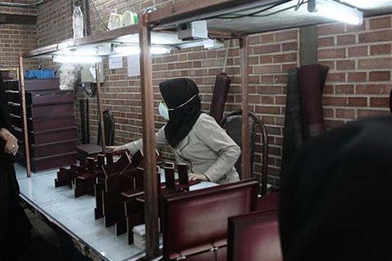 تولیدیهای کوچک زیر بار هزینههای سنگین