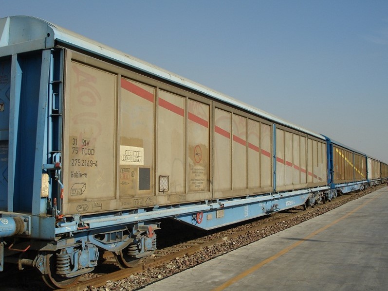 مسیر واردات قطعات خودرو ریلی شد